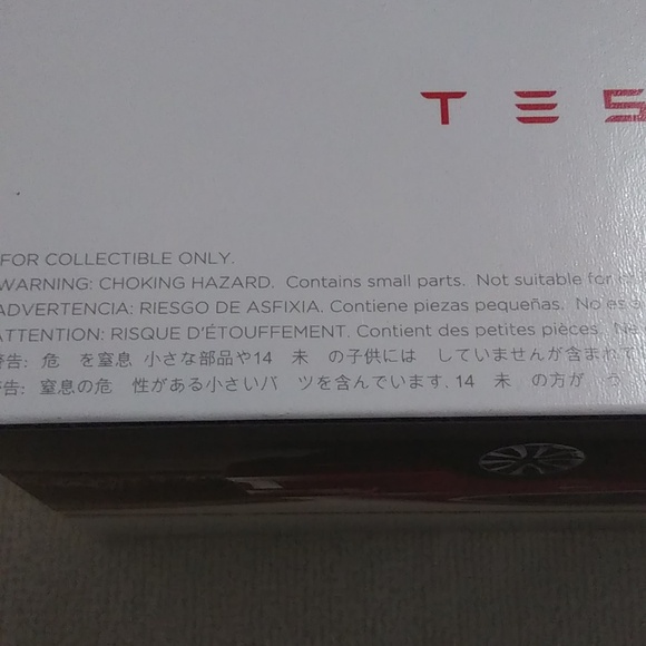 Tesla Model 3 Diecast 1/43 Car - Picture 11 of 16